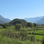 Borgo Erbiola Κατάλυμα σε φάρμα Colico