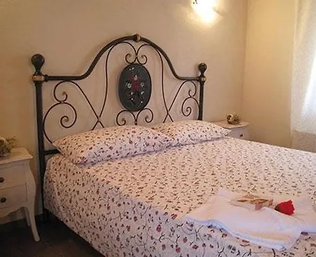 Borgo Erbiola Farm stay