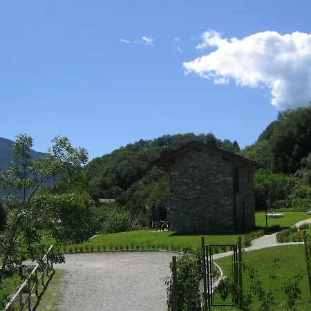 Borgo Erbiola Farm stay *